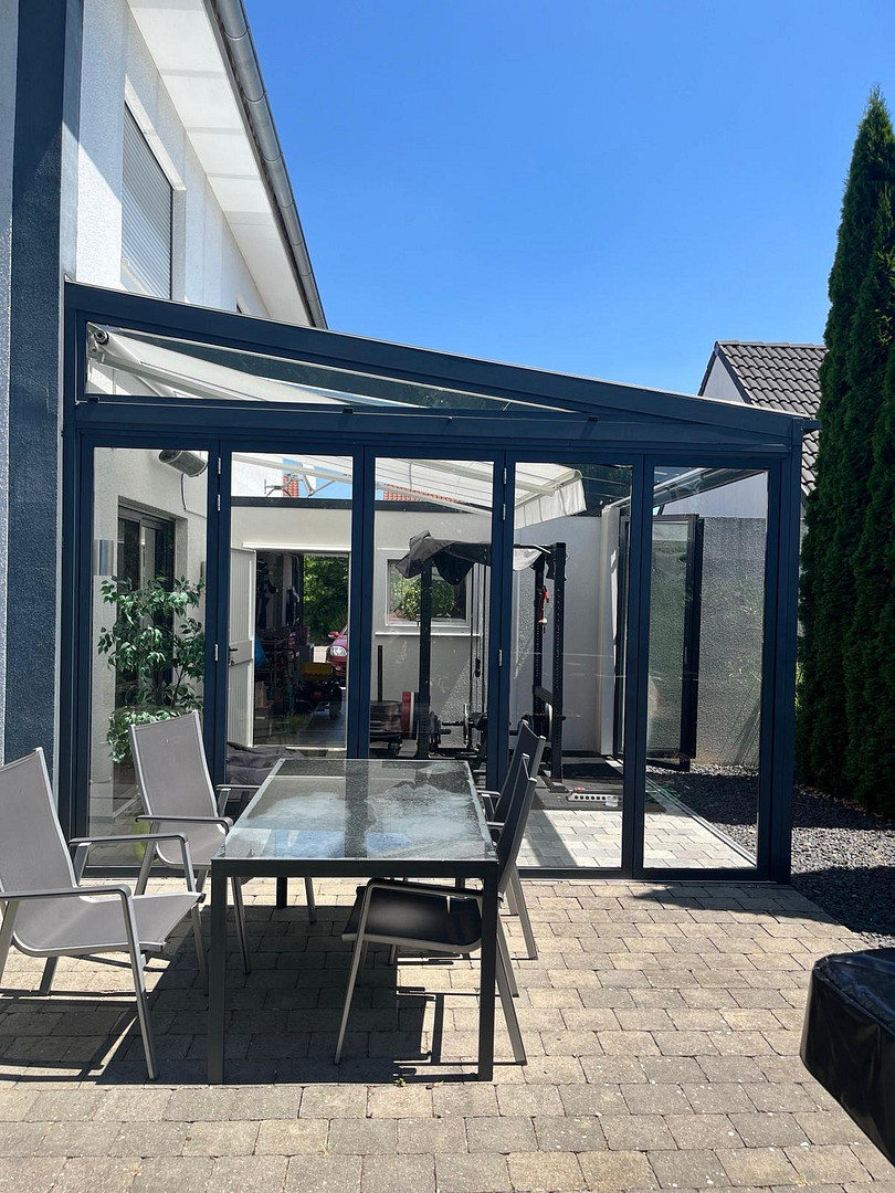 Modernes Einfamilienhaus mit Wintergarten, Doppelgarage und liebevoll angelegtem Garten in Schwendi – Schwendi – Vorschaubild 6