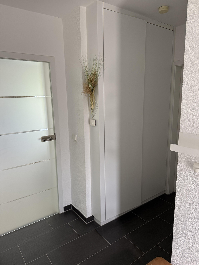 Modernes Einfamilienhaus mit Wintergarten, Doppelgarage und liebevoll angelegtem Garten in Schwendi – Schwendi – Vorschaubild 10