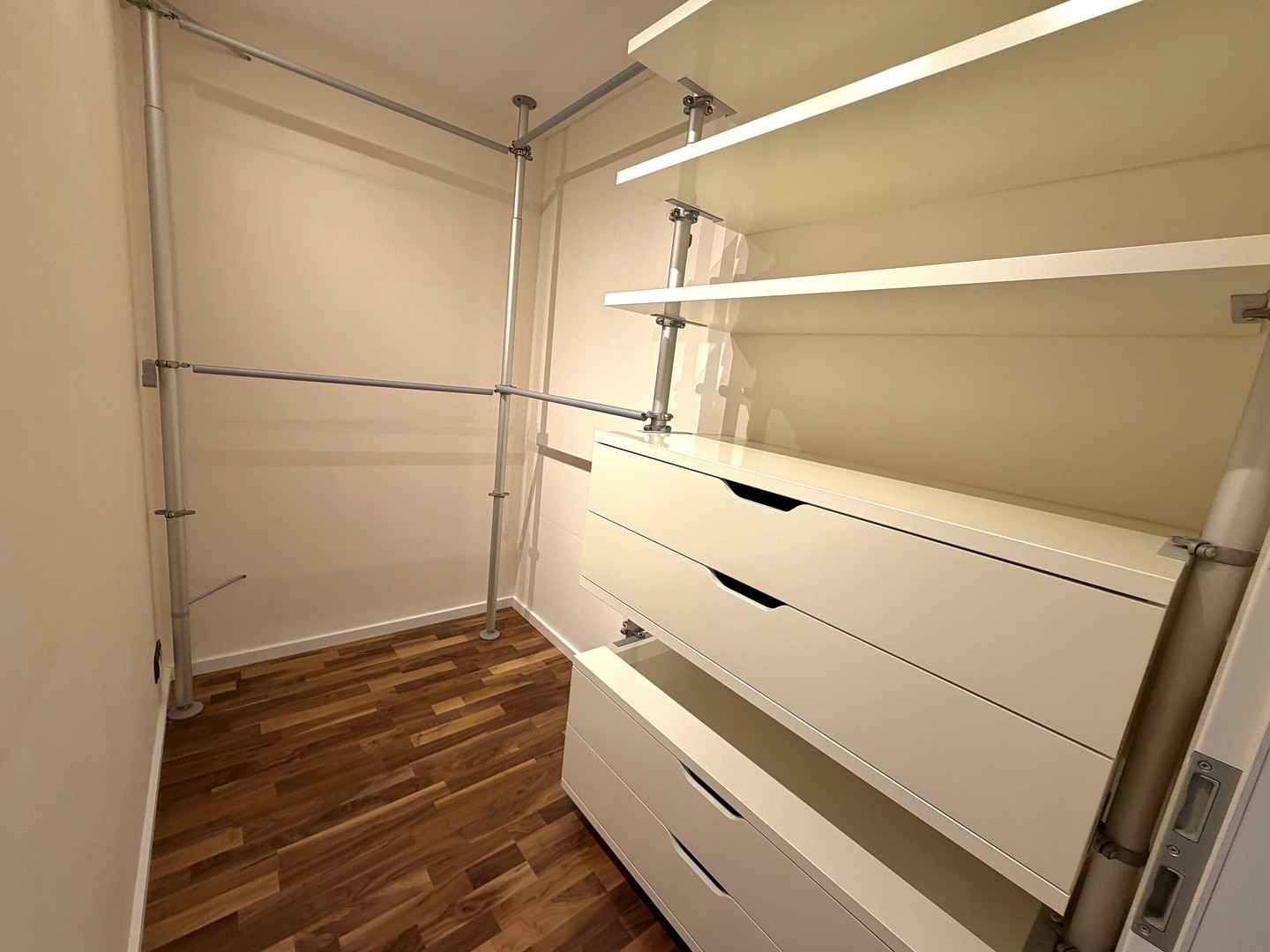Hochwertige Split-Level-Wohnung mit Hauscharakter in Junkersdorfer Bestlage – 50858 Köln(Junkersdorf) – Vorschaubild 20