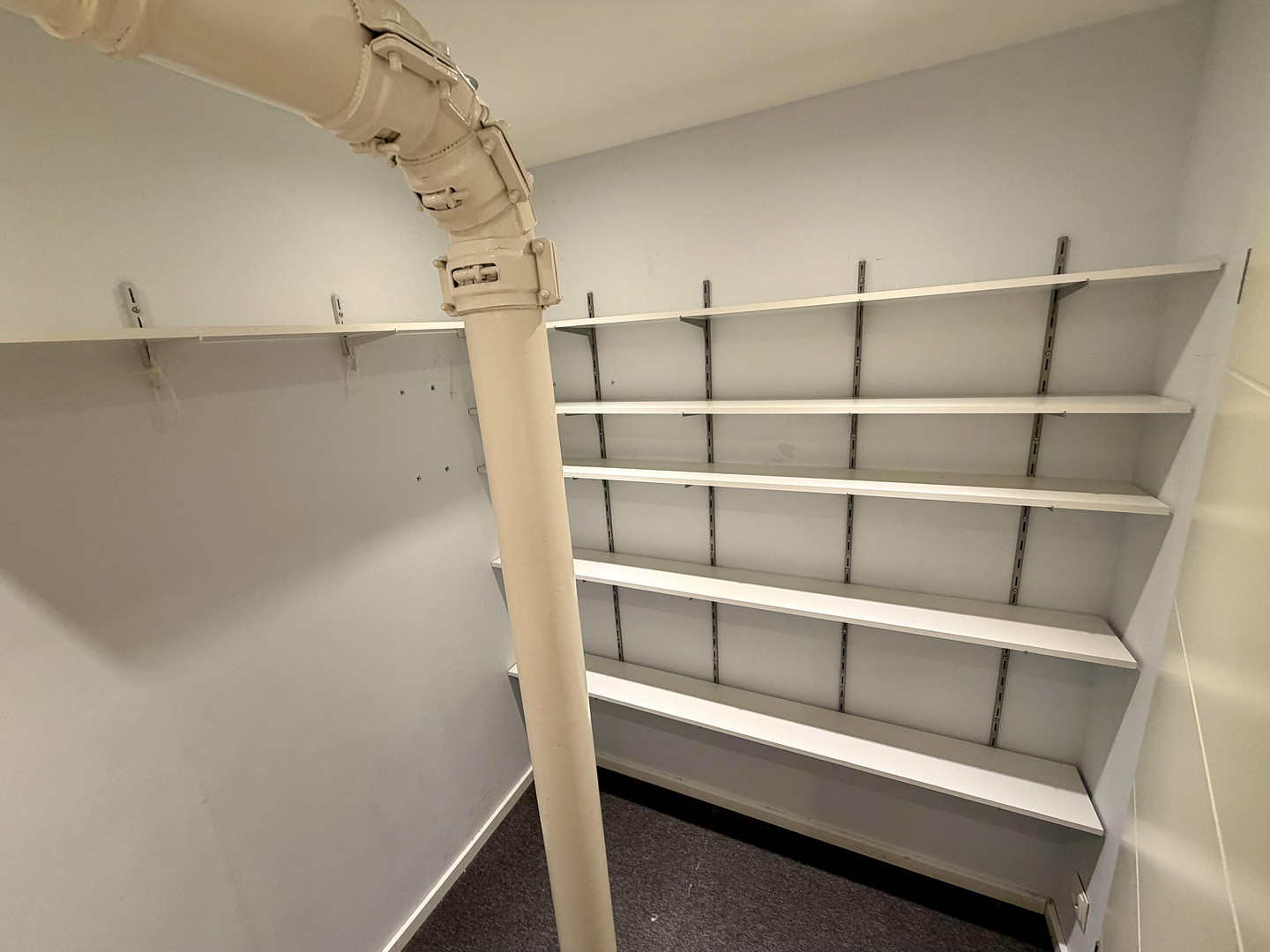 Hochwertige Split-Level-Wohnung mit Hauscharakter in Junkersdorfer Bestlage – 50858 Köln(Junkersdorf) – Vorschaubild 35