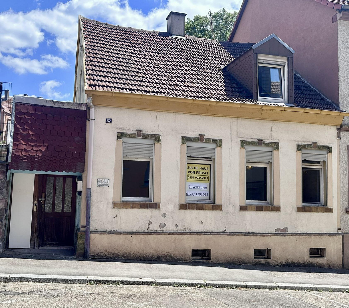 Sanierungsbedürftiges Stadthaus im Zentrum – viel Potenzial zum attraktiven Preis