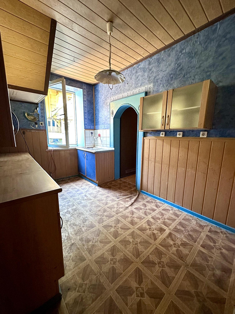 Sanierungsbedürftiges Stadthaus im Zentrum – viel Potenzial zum attraktiven Preis – Herzogstraße 87, 66954 Pirmasens – Vorschaubild 7