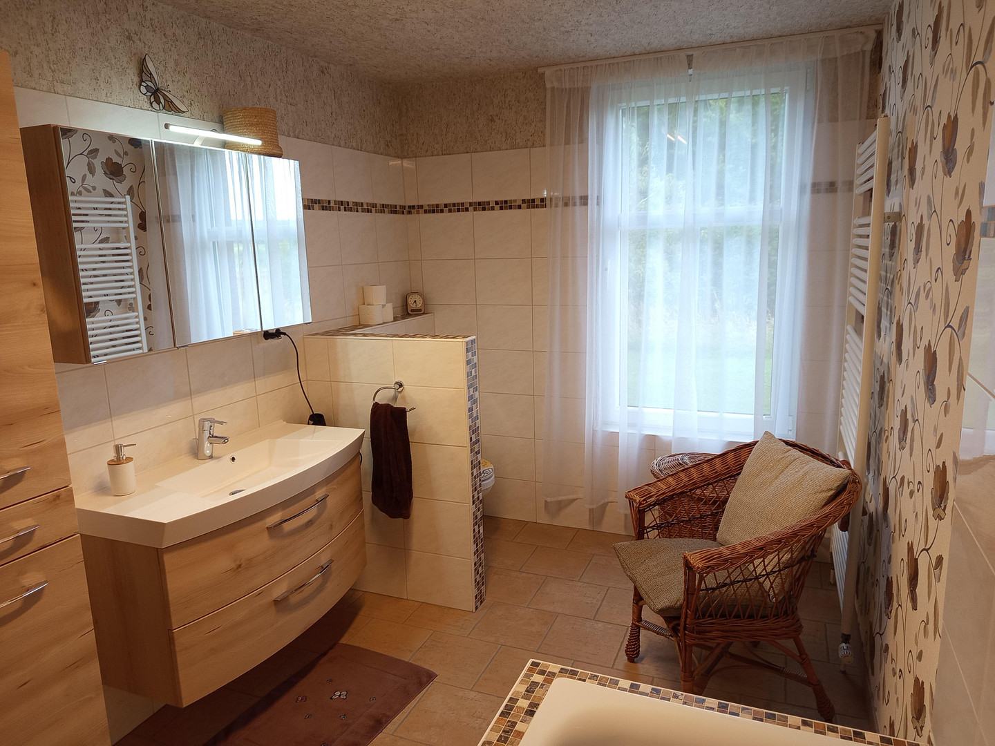 Provisionsfrei! Attraktiver Resthof, Einliegerwohnung, Ferienapartments, großer Halle und Hausweide – Averlak – Vorschaubild 10