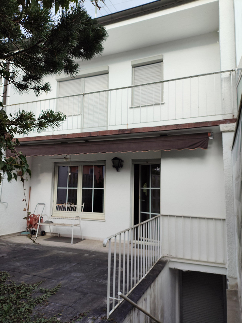 Reihenmittelhaus  Renovierungsbedürftig nähe Tilsiter Str. – Augsburg(Lechhausen) – Vorschaubild 2