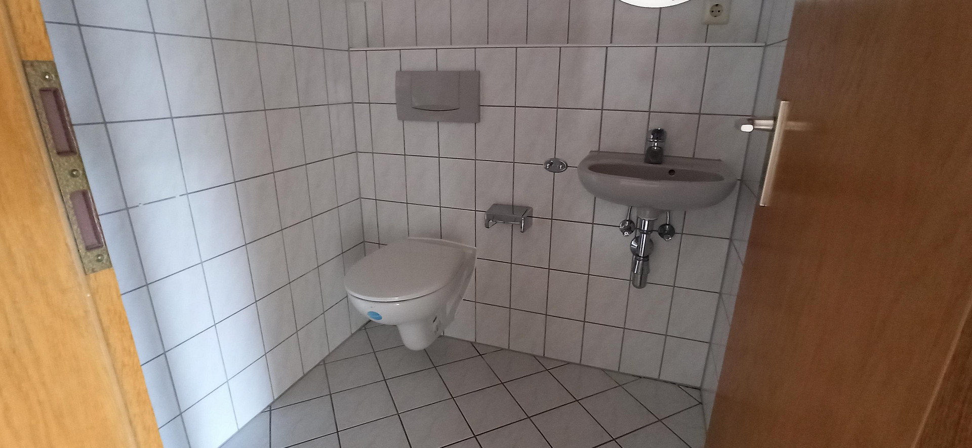Helle 3 Zimmer Wohnung zu verkaufen – 76351 Linkenheim-Hochstetten(Linkenheim) – Vorschaubild 12