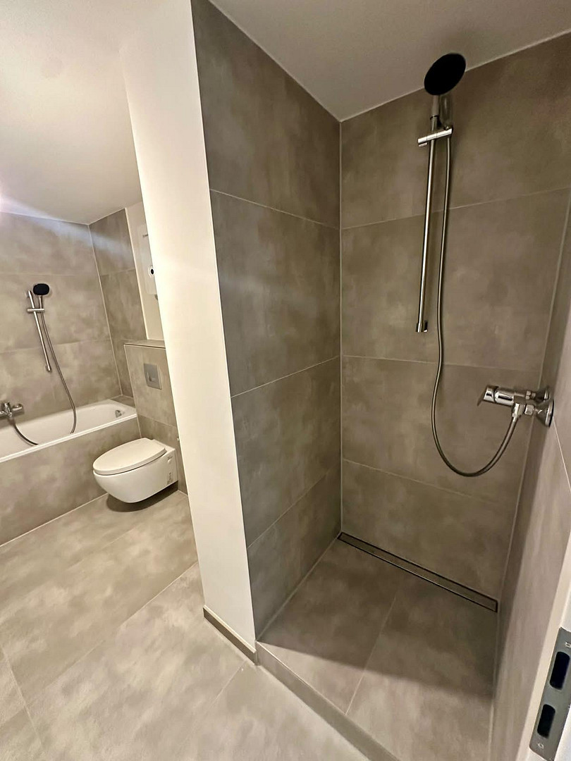 Großzügige 4-Zimmer-Wohnung mit ca. 135 m², Balkon, 2 Bädern, Aufzug und Garage in Düsseldorf-Bilk – 40223 Düsseldorf(Bilk) – Vorschaubild 12