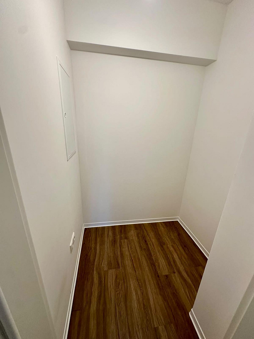 Großzügige 4-Zimmer-Wohnung mit ca. 135 m², Balkon, 2 Bädern, Aufzug und Garage in Düsseldorf-Bilk – 40223 Düsseldorf(Bilk) – Vorschaubild 5