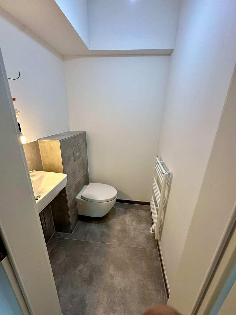Großzügige 4-Zimmer-Wohnung mit ca. 135 m², Balkon, 2 Bädern, Aufzug und Garage in Düsseldorf-Bilk – 40223 Düsseldorf(Bilk) – Vorschaubild 6