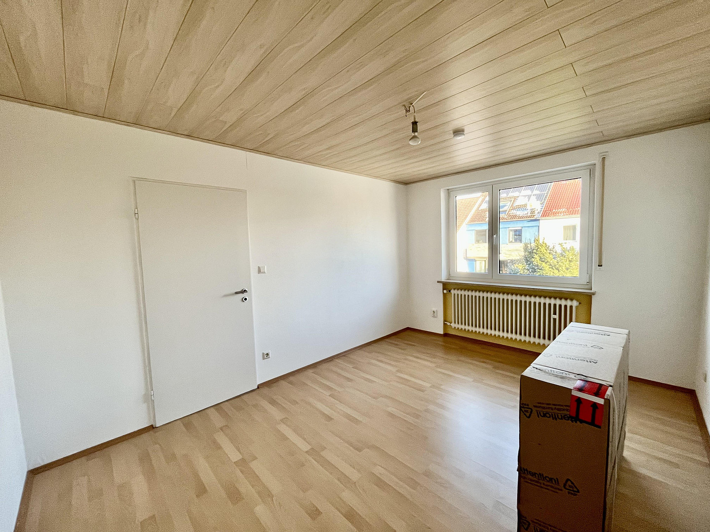 Lichtdurchflutetes Haus mit modernisiertem Bad und schönem Garten – Eckental(Forth) – Vorschaubild 12