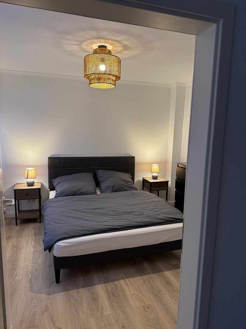 “Move in ready” möblierte 70 qm City‑Wohnung im Herzen von Wiesbaden (ab 01.09) – Frankfurterstraße 30, 65189 Wiesbaden – Vorschaubild 7