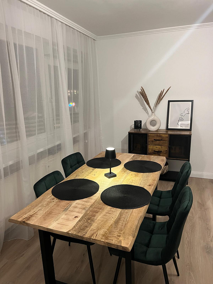 “Move in ready” möblierte 70 qm City‑Wohnung im Herzen von Wiesbaden (ab 01.09) – Frankfurterstraße 30, 65189 Wiesbaden – Vorschaubild 5