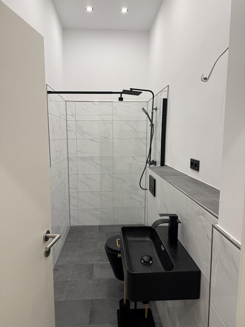 Möbliertes Premium Zimmer in berufstätigen WG mit Balkon, Erstbezug nach Sanierung – 47053 Duisburg(Hochfeld) – Vorschaubild 2
