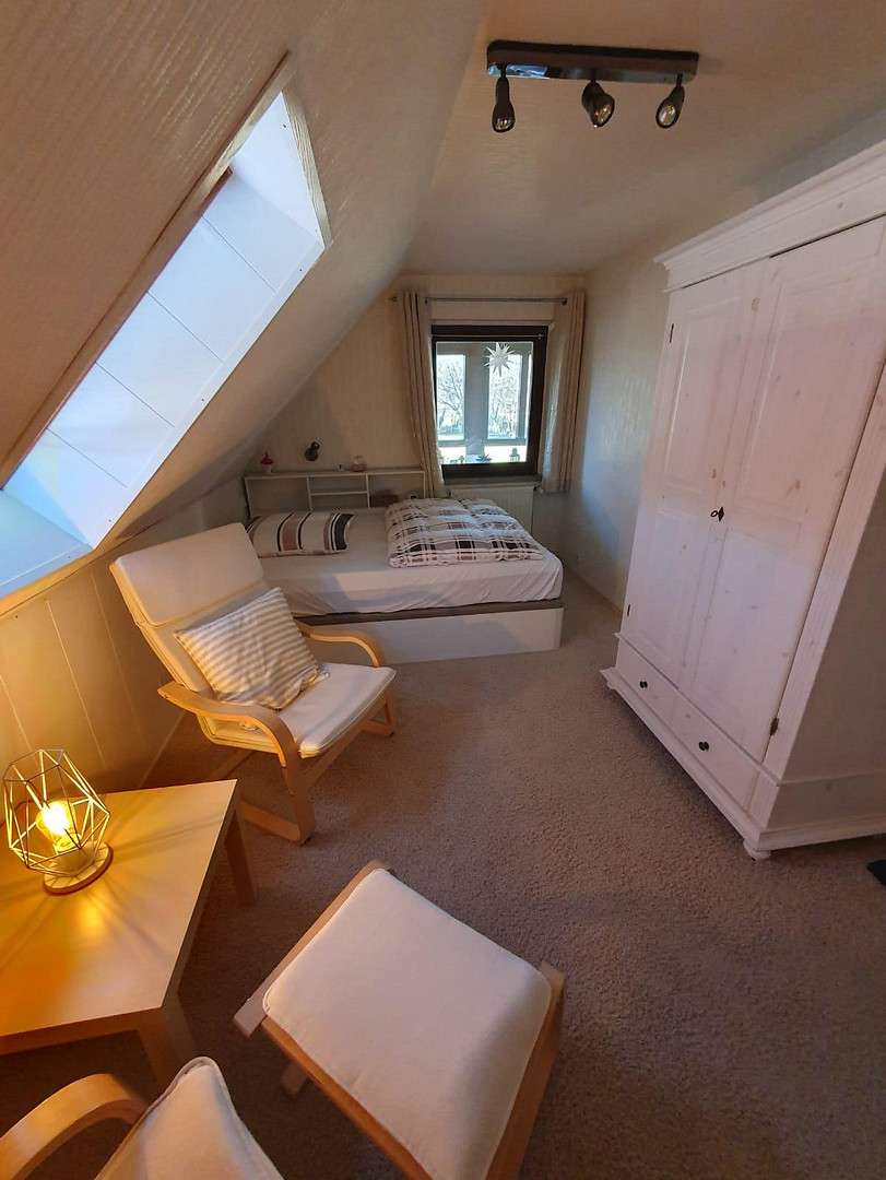 Von Grund auf sanierte Doppelhaushälfte mit herrlichem Atelier und schön angelegtem Garten – Loburg – Vorschaubild 9