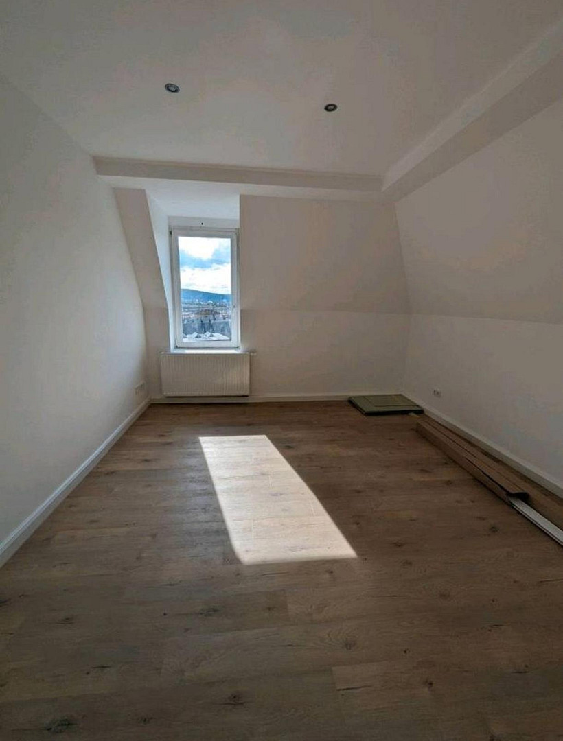 Kernsanierte 2,5 Zimmer Altbauwohnung in Grombühl – Rimparerstr. 10, 97080 Würzburg(Grombühl) – Vorschaubild 2