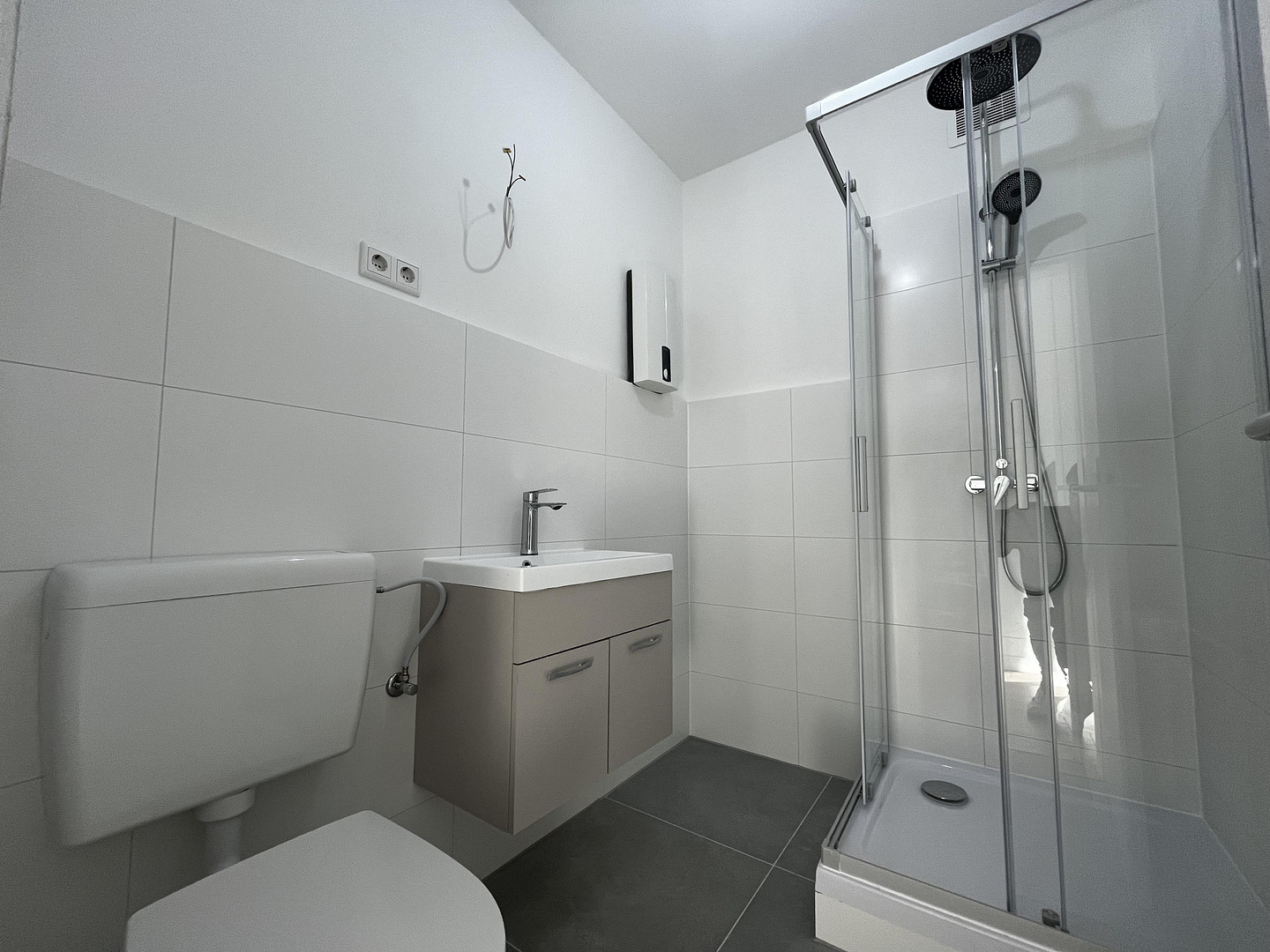 Demnächst bezugsbereit: Modernisierte Erdgeschosswohnung mit Südbalkon – Rominter Straße 10, 28777 Bremen(Blumenthal) – Vorschaubild 5