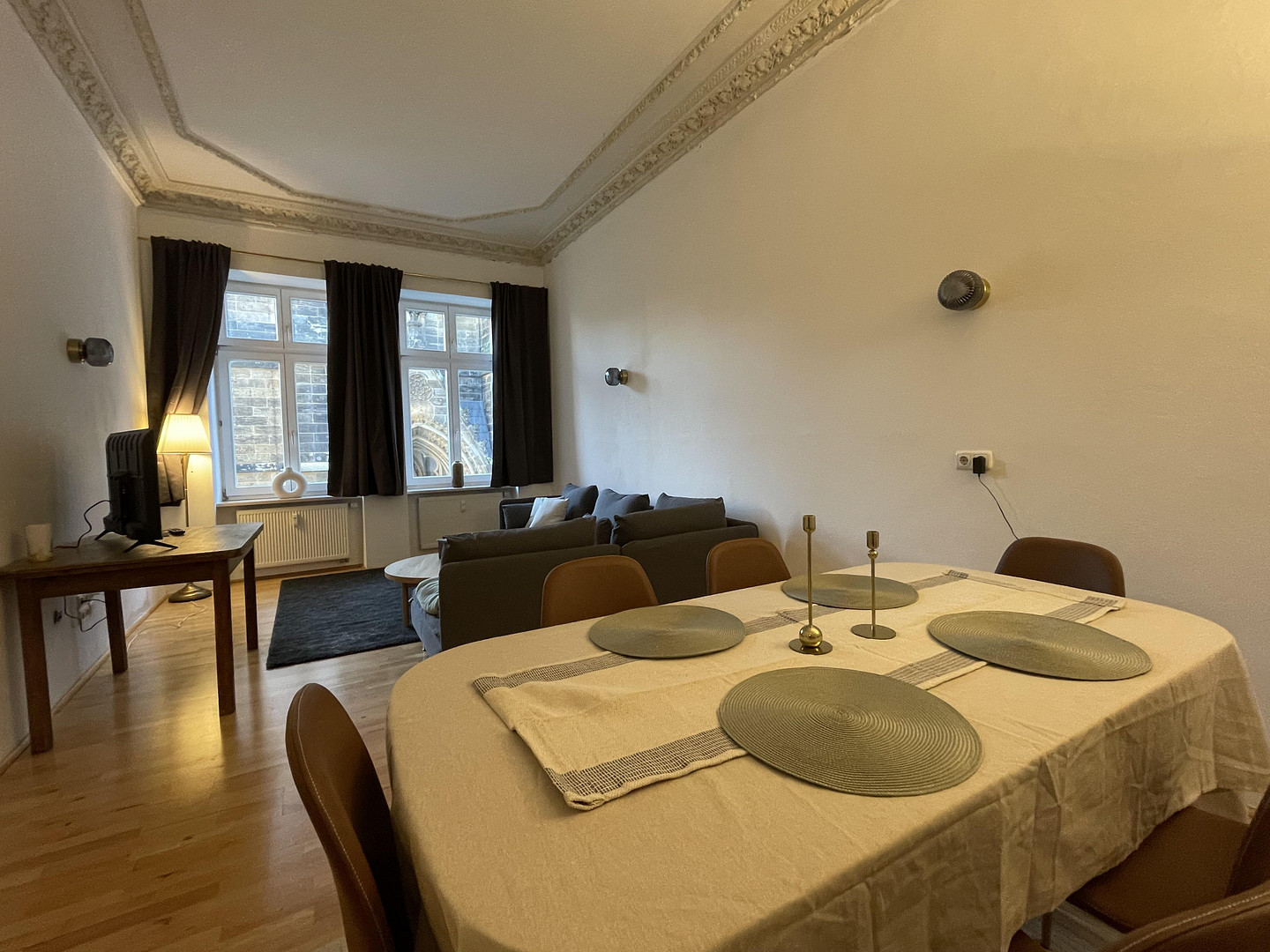 NEU: Elegantes und möbliertes 4-Room Apartment  in Leipzig’s Prestigious Musikviertel – Riemannstrasse 28, 4107 Leipzig(Zentrum) – Vorschaubild 2