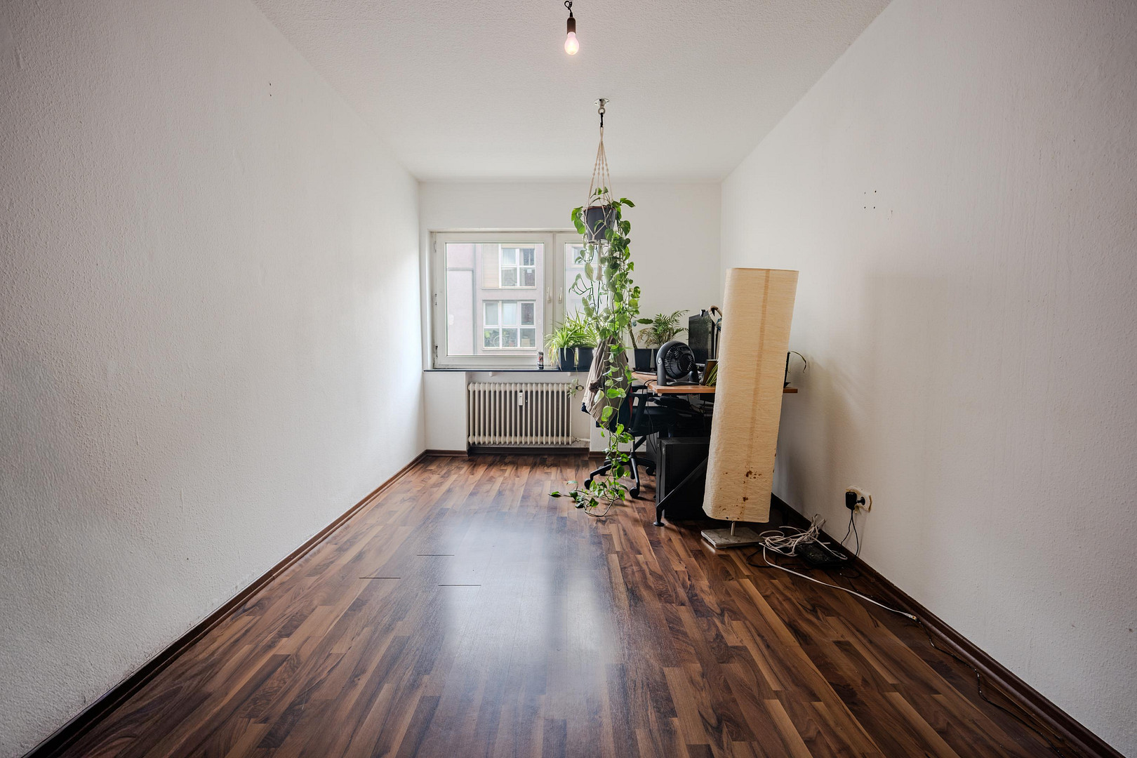 WG-geeignete 3-Zimmer-Wohnung mit zwei Balkonen in Nürnberg – Dürrenhofstraße 47, 90478 Nürnberg(Gleißhammer) – Vorschaubild 2