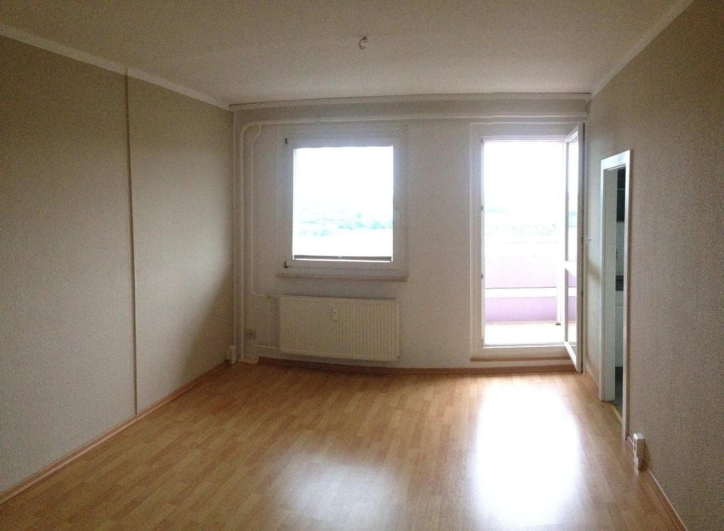 Sonnige Wohnung - 5. OG mit Sicht, wie Urlaub – 1157 DRESDEN(Plauen) – Vorschaubild 5