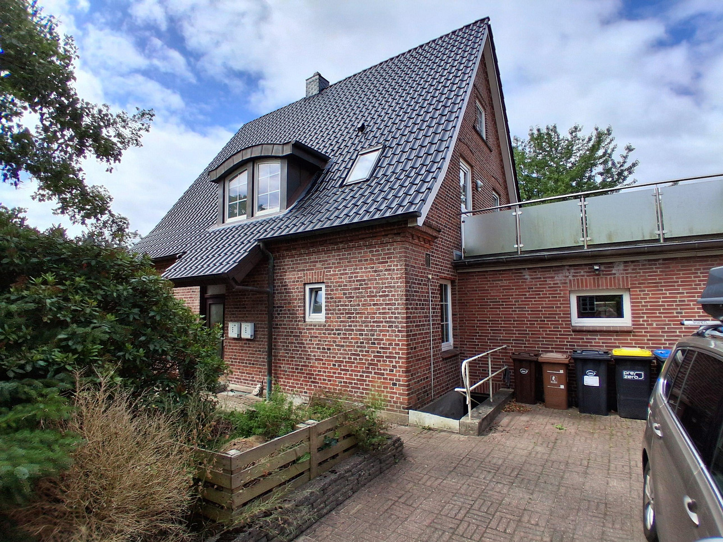 Zweifamilienhaus mit Werkstatt in zentraler Lage. – Rendsburg – Vorschaubild 3