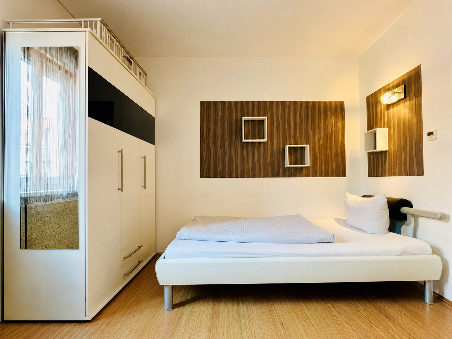 🏠 Stilvolles, vollmöbliertes 1-Zimmer-Apartment mit Kaminofen – Nürnberger Altstadt – Obere Kreuzgasse 15, 90403 Nürnberg(Altstadt-St. Lorenz) – Vorschaubild 5