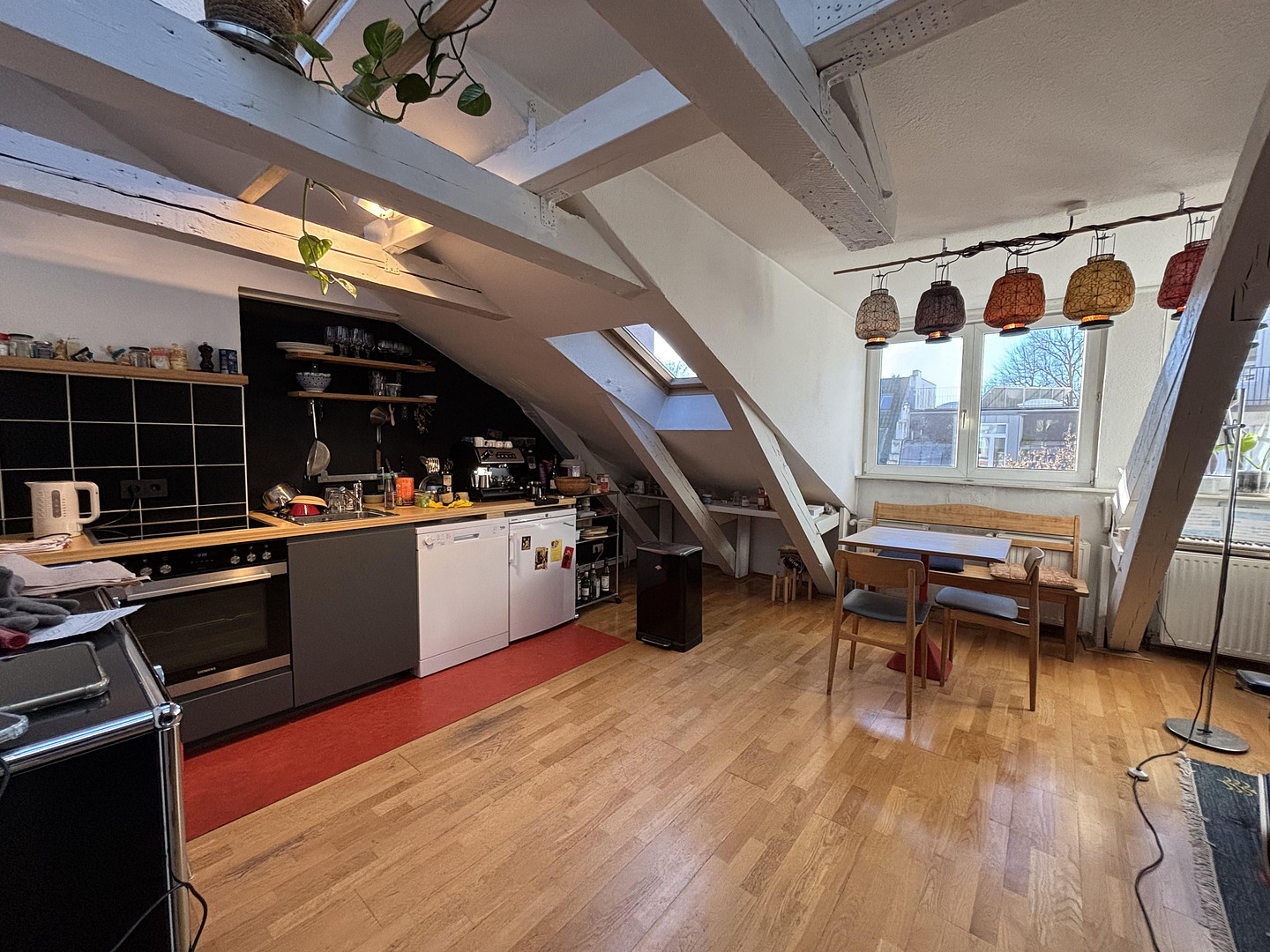 Luftige Dachgeschoßwohnung beim Paulinenplatz – Annenstraße 25, 20359 Hamburg(Sankt Pauli) – Vorschaubild 2