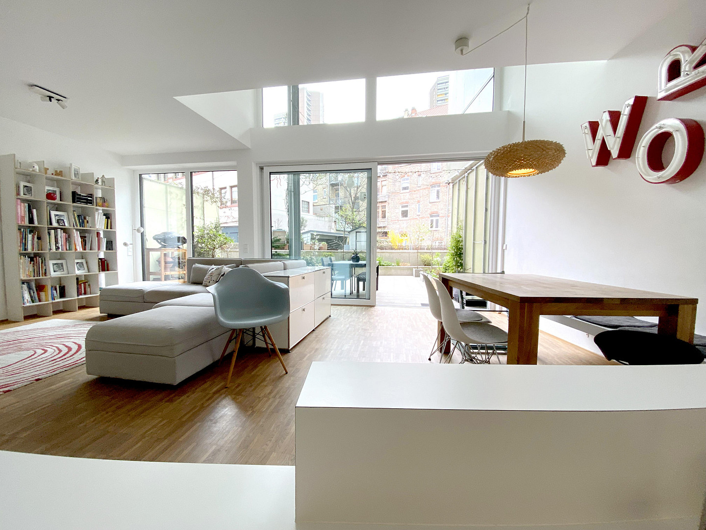 Townhouse-Wohnung Neckarstadt-Ost / Terrasse und Gartennutzung / 2 Balkone / Perfekt für Familien