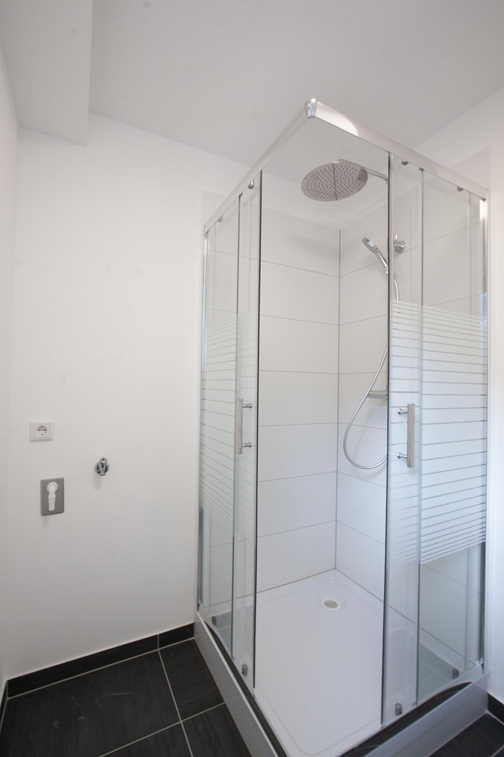3 Zimmer Wohnung mit Balkon, EBK und 240 qm Garten – Arnold-Schönberg-Str. 5, 40593 Düsseldorf(Urdenbach) – Vorschaubild 16