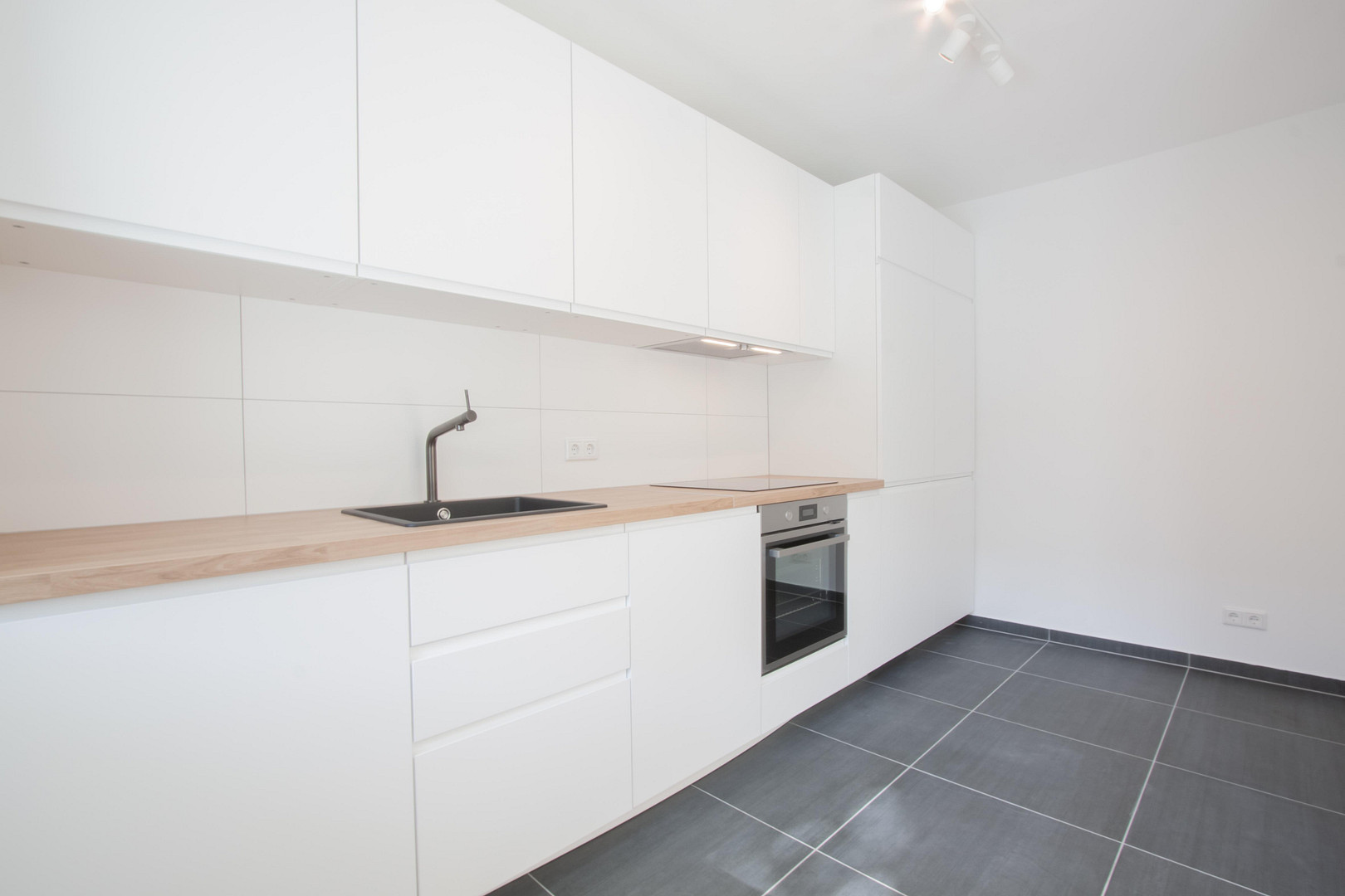 3 Zimmer Wohnung mit Balkon, EBK und 240 qm Garten – Arnold-Schönberg-Str. 5, 40593 Düsseldorf(Urdenbach) – Vorschaubild 10