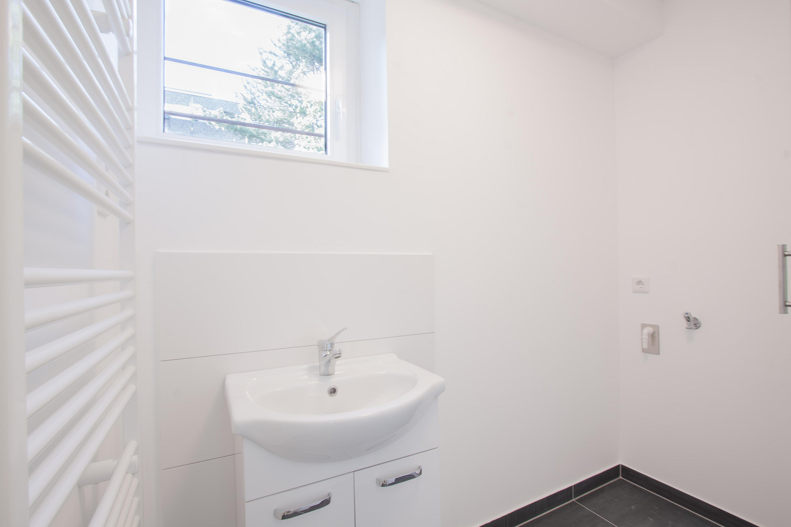 3 Zimmer Wohnung mit Balkon, EBK und 240 qm Garten – Arnold-Schönberg-Str. 5, 40593 Düsseldorf(Urdenbach) – Vorschaubild 19