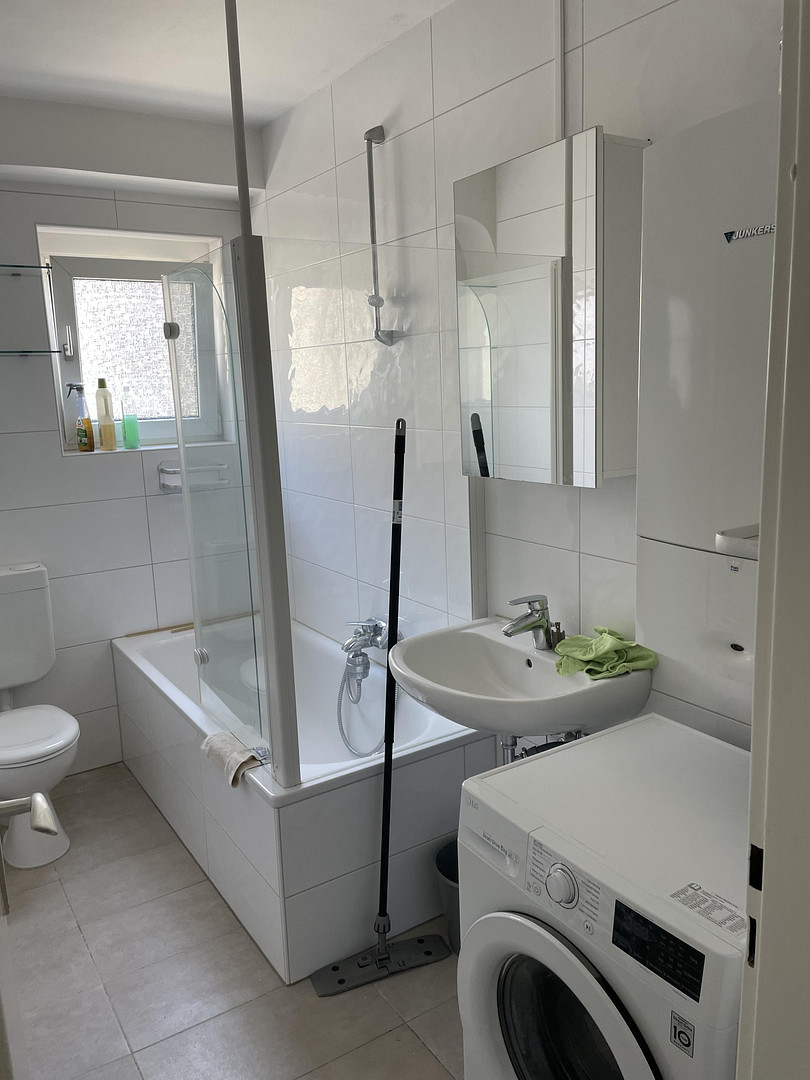 Sanierte Wohnung vollmöbliert in 1A-Lage nähe HBF und Uni – Augartenstr. 9, 68165 Mannheim – Vorschaubild 4