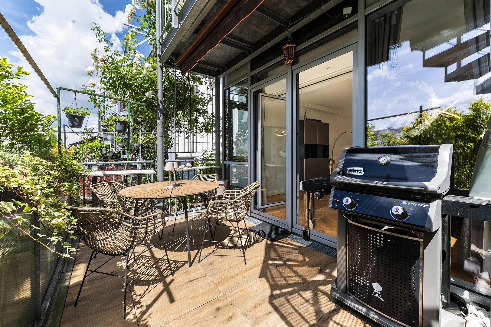 Luxus kernsanierte Maisonette mit Reihenhauscharakter, Garten & Panoramablick über Dresden – Dresden(Plauen) – Vorschaubild 10
