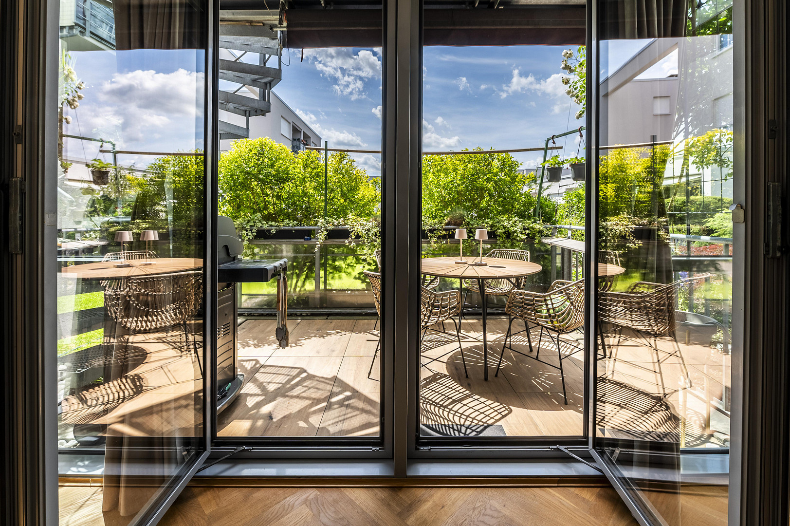 Luxus kernsanierte Maisonette mit Reihenhauscharakter, Garten & Panoramablick über Dresden – Dresden(Plauen) – Vorschaubild 9