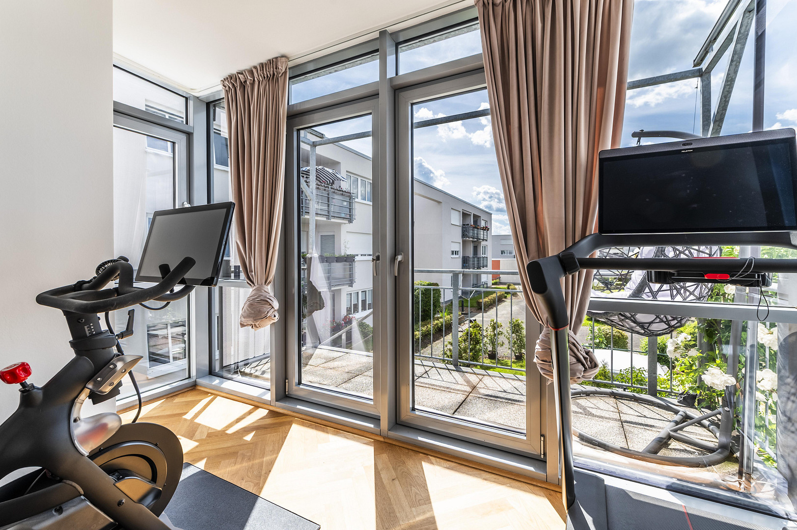 Luxus kernsanierte Maisonette mit Reihenhauscharakter, Garten & Panoramablick über Dresden – Dresden(Plauen) – Vorschaubild 21