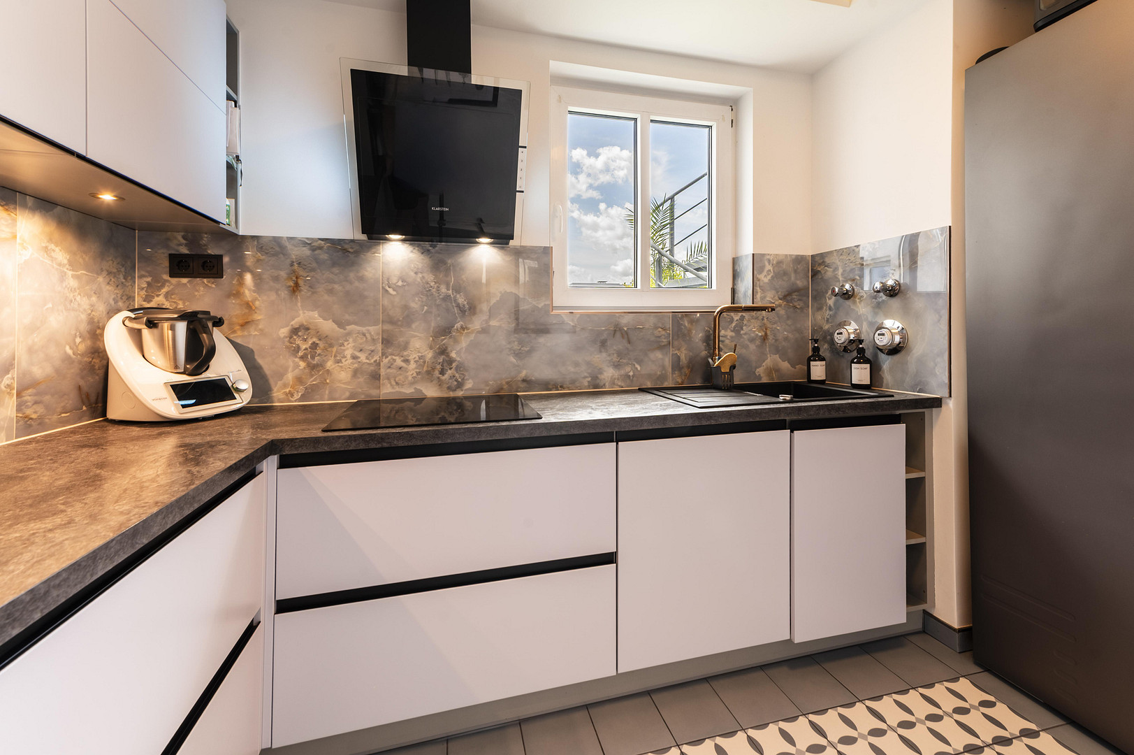 Luxus kernsanierte Maisonette mit Reihenhauscharakter, Garten & Panoramablick über Dresden – Dresden(Plauen) – Vorschaubild 4