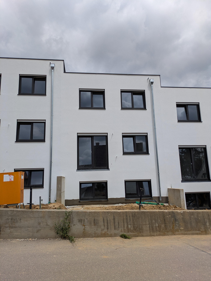 Neubau Reihenhaus in Top Lage – Wolfstraße 36, 85276 Pfaffenhofen an der Ilm – Vorschaubild 2