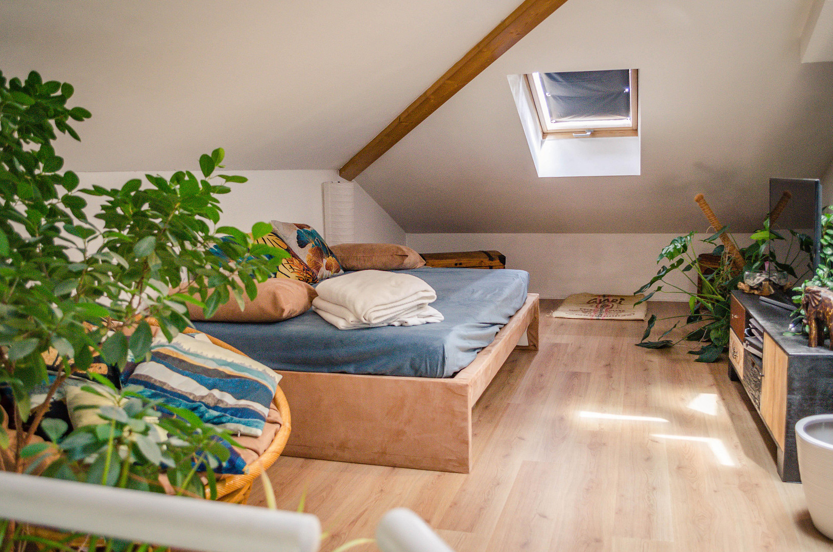 gut gelegene Maisonette-Eigentumswohnung mit TG, nur 200m zum Wiesengrund! – Fürth – Vorschaubild 8