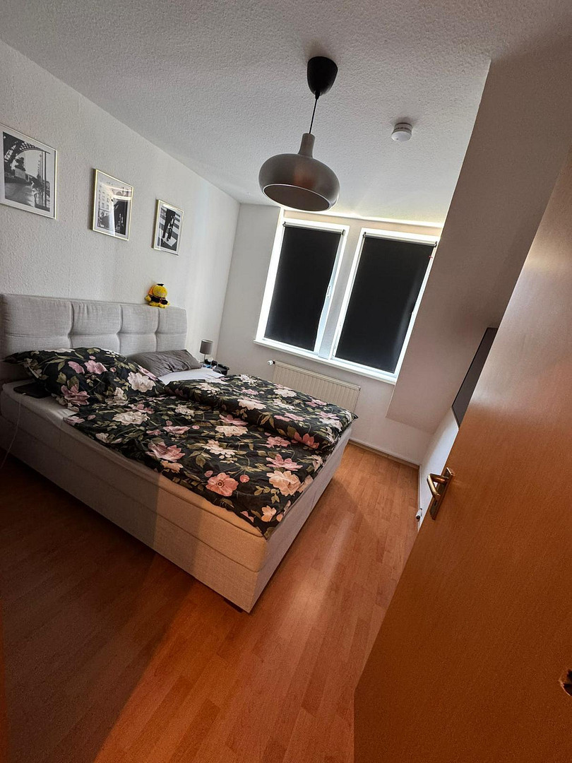 Gemütliche 3-Zimmer-DG-Wohnung (64 qm) – Perfekt für Studenten & Pendler nahe FH Niederrhein – Kölner Straße 228, 47805 Krefeld(Dießem/Lehmheide) – Vorschaubild 3