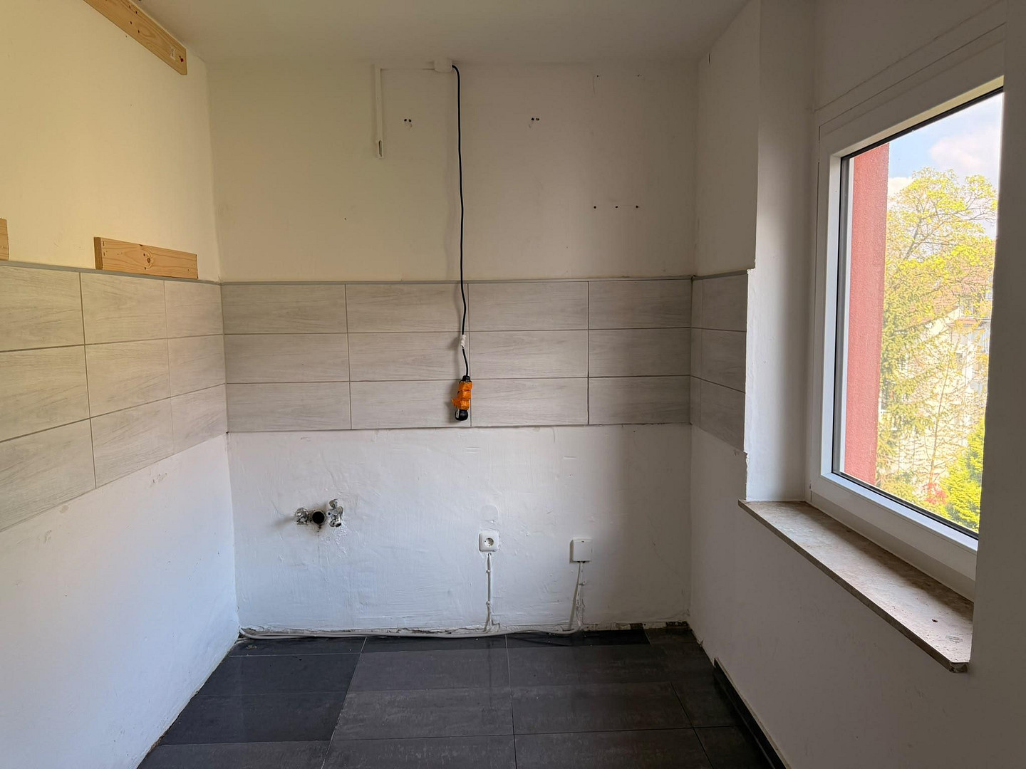 wunderschöne 3 Raum Wohnung mit Balkon und Gartennutzung frisch renoviert  Hobeisenstr – Hobeisenstr., 45147 Essen(Holsterhausen) – Vorschaubild 8