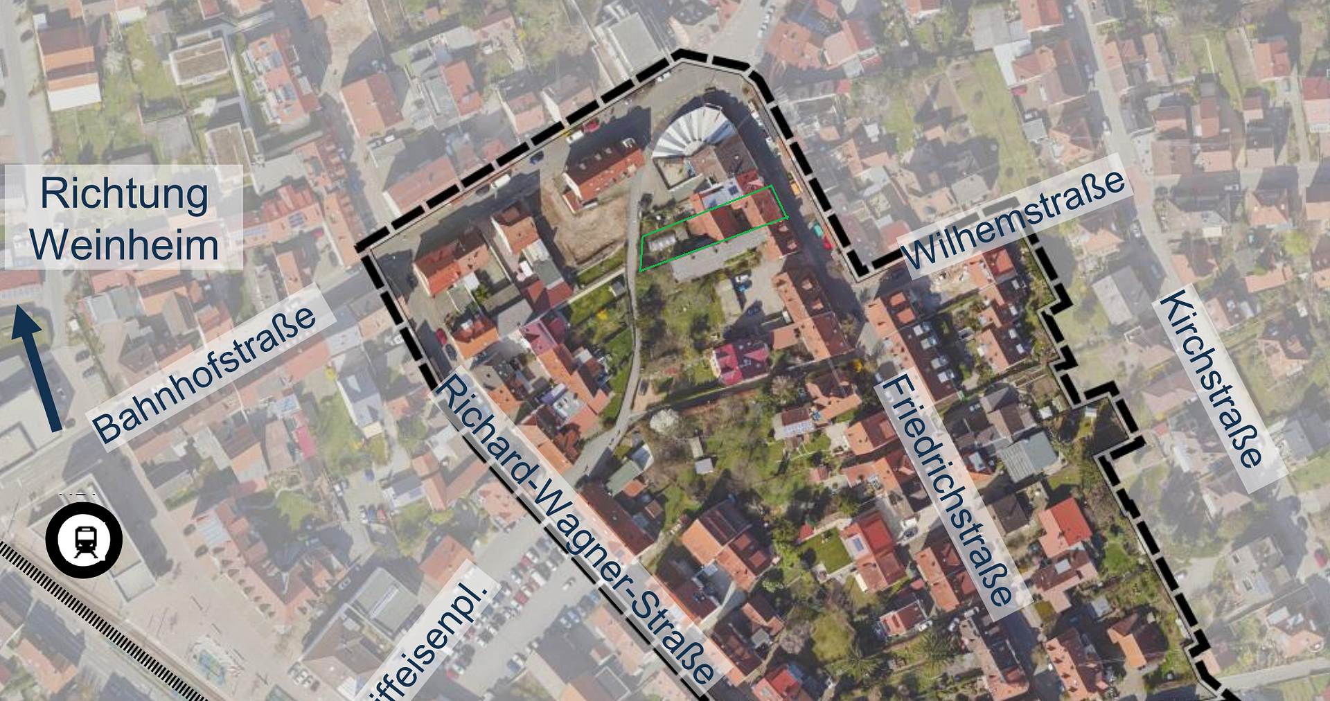 Großes Grundstück, Haus und Scheuer mit Ausbaupotential