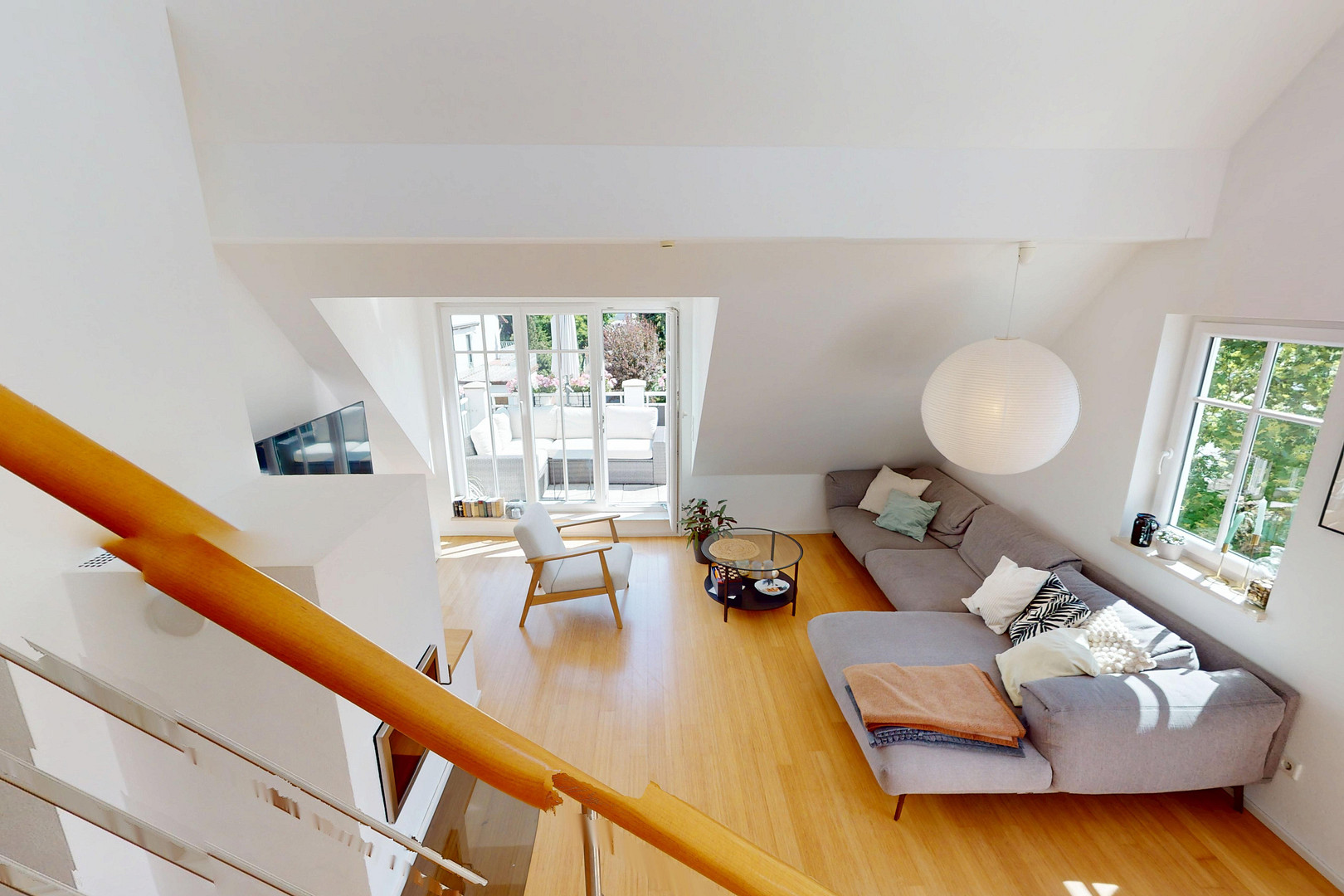 Design-Maisonette (Alleinige Etage) | KfW-A+, Galerie, Kamin | nahe S-Bahn Untermenzing – Manzostr. 15, 80997 München(Untermenzing) – Vorschaubild 3