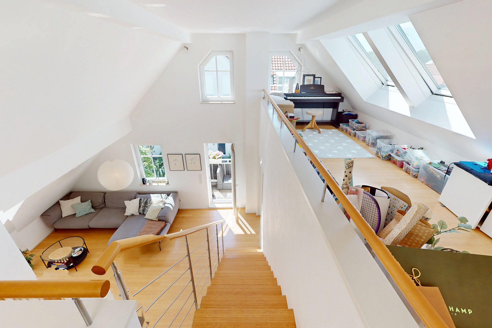 Design-Maisonette (Alleinige Etage) | KfW-A+, Galerie, Kamin | nahe S-Bahn Untermenzing – Manzostr. 15, 80997 München(Untermenzing) – Vorschaubild 15
