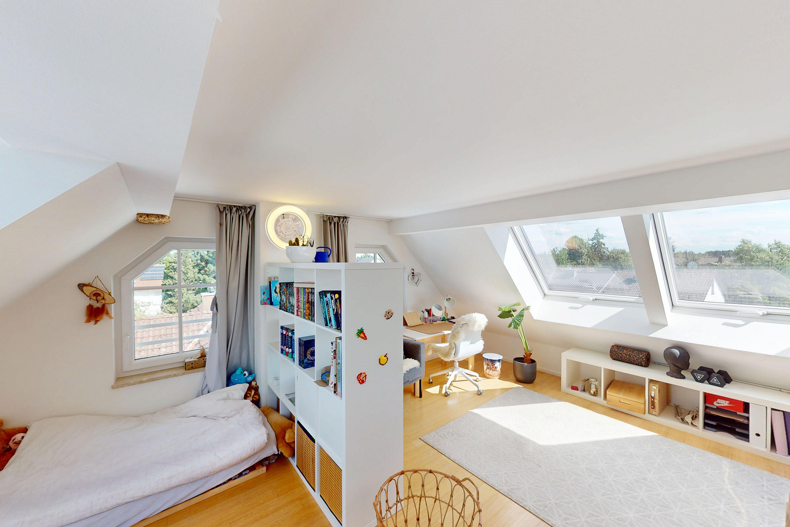 Design-Maisonette (Alleinige Etage) | KfW-A+, Galerie, Kamin | nahe S-Bahn Untermenzing – Manzostr. 15, 80997 München(Untermenzing) – Vorschaubild 17