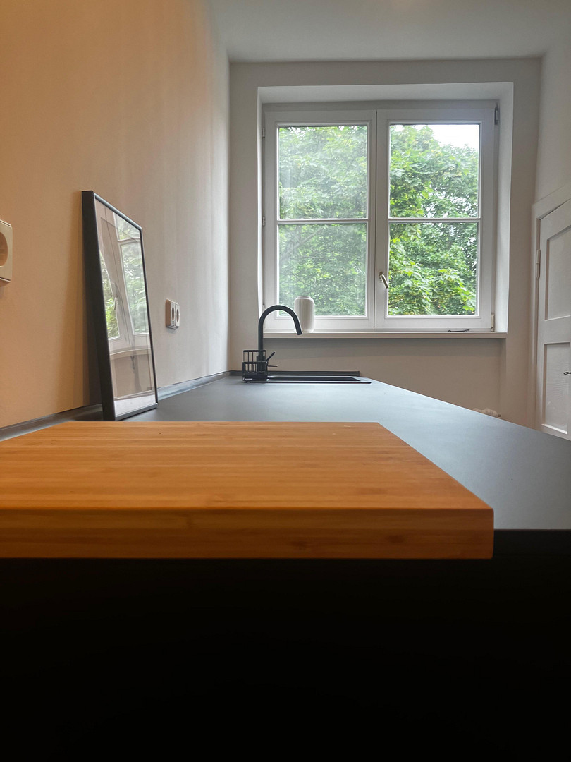 Wunderschön möblierte, frisch sanierte Wohnung in Schöneberg mit Sonnenbalkon & EBK – Traegerstr. 8, 12159 Berlin(Schöneberg) – Vorschaubild 23