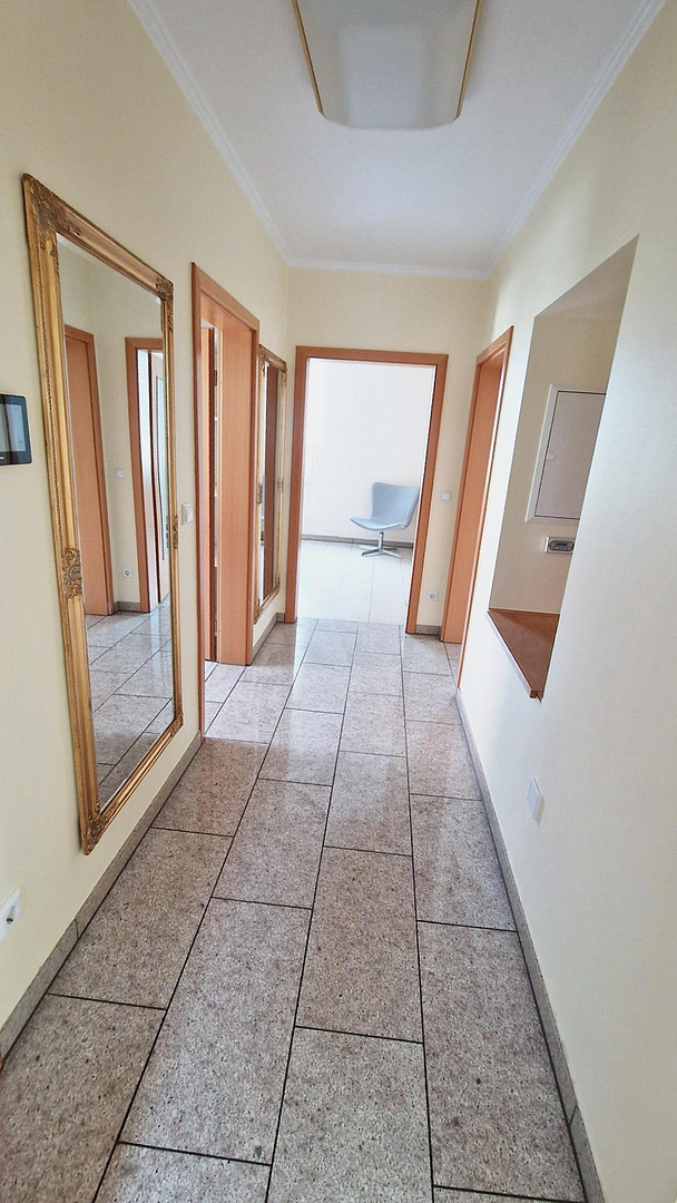 Hochwertig sanierte 5 Zi.- ETW in Gütersloh - Dachterrasse, Doppelgarage – Herzebrocker Str. 88, 33330 Gütersloh – Vorschaubild 12