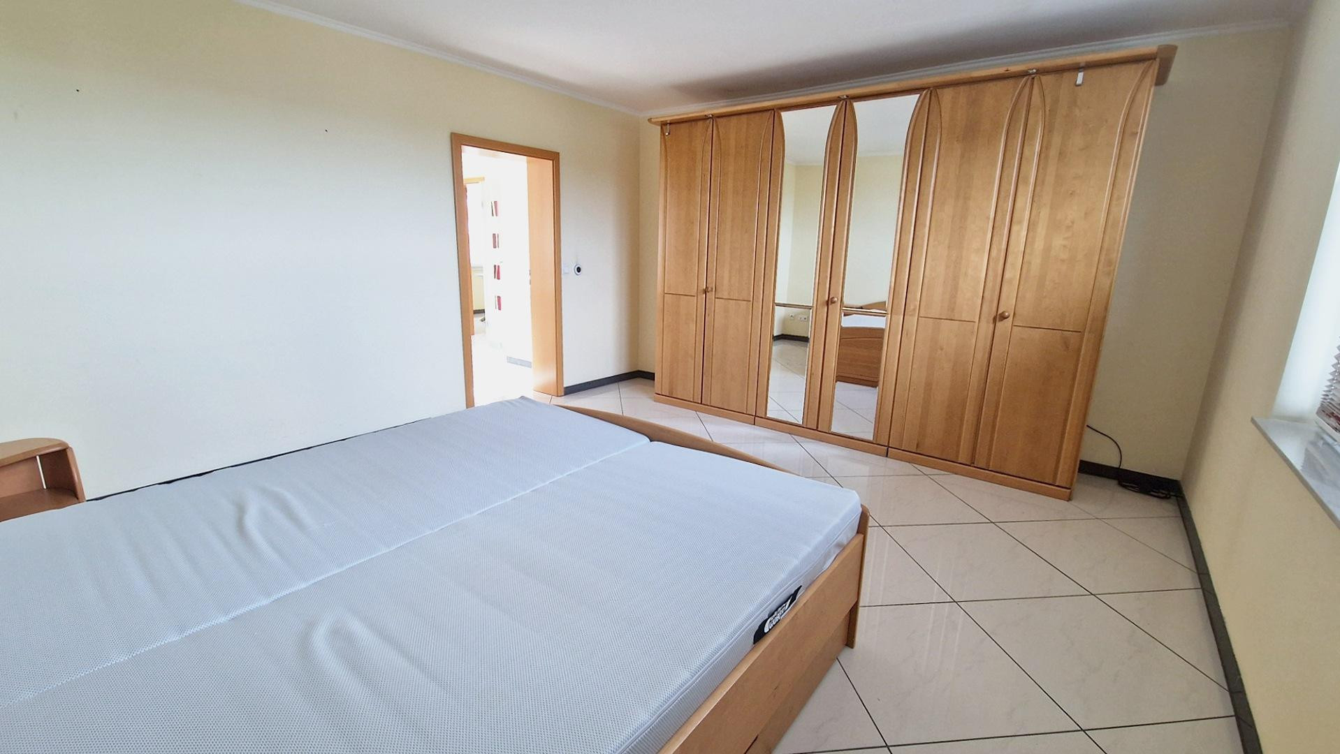 Hochwertig sanierte 5 Zi.- ETW in Gütersloh - Dachterrasse, Doppelgarage – Herzebrocker Str. 88, 33330 Gütersloh – Vorschaubild 7