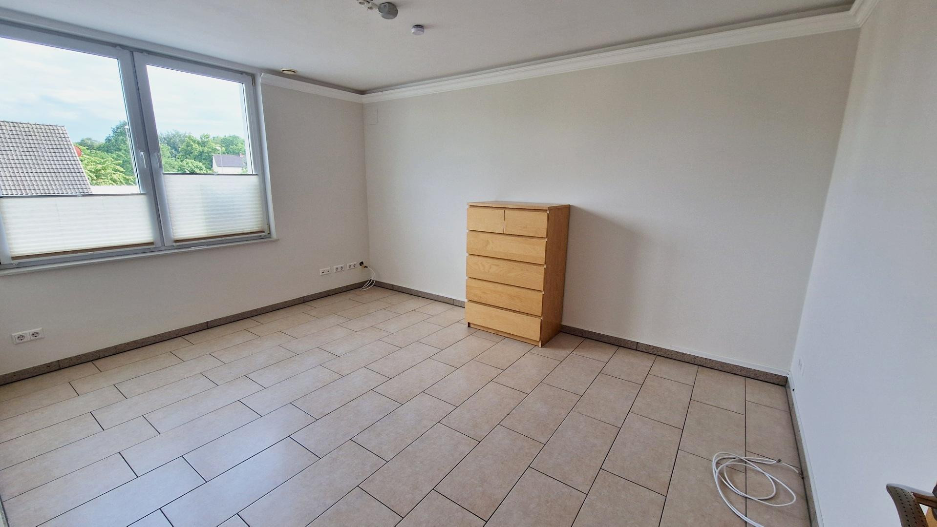 Hochwertig sanierte 5 Zi.- ETW in Gütersloh - Dachterrasse, Doppelgarage – Herzebrocker Str. 88, 33330 Gütersloh – Vorschaubild 11