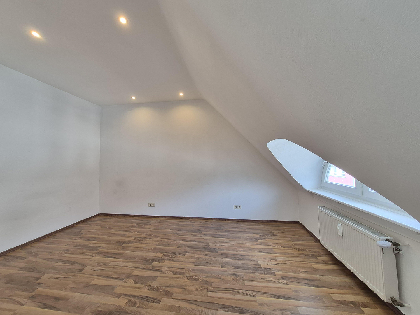Mehrfamilienhaus, Dreifamilienhaus mit Loft Charakter u. Dachterrasse in Krefeld – Krefeld(Stadtmitte) – Vorschaubild 34