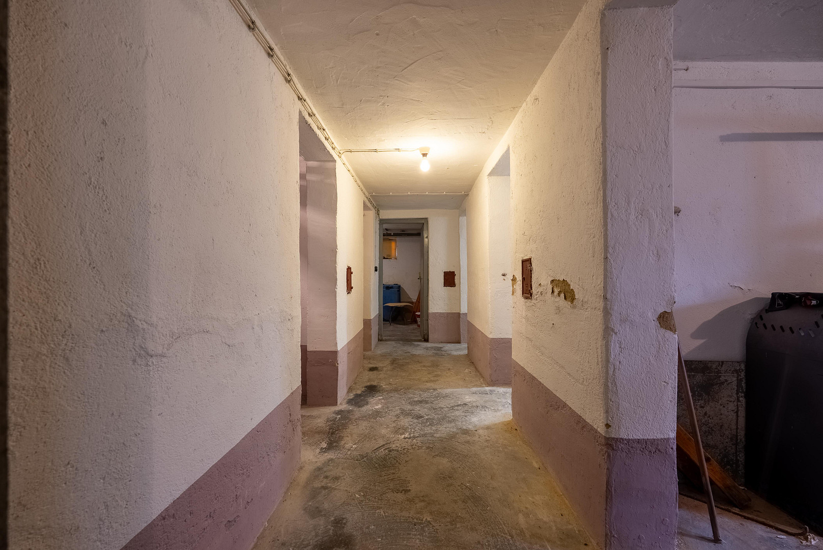 Der günstige Weg ins Eigenheim: Einfamilienhaus mit Garage und Gestaltungspotenzial – Wittislingen – Vorschaubild 10