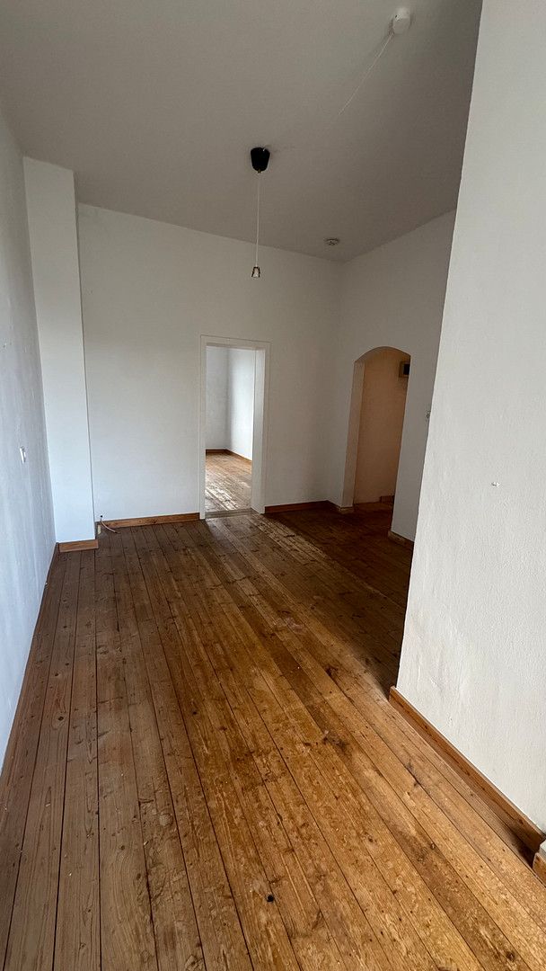 Große Innenstadtwohnung mit Balkon und Garten – Foto 11