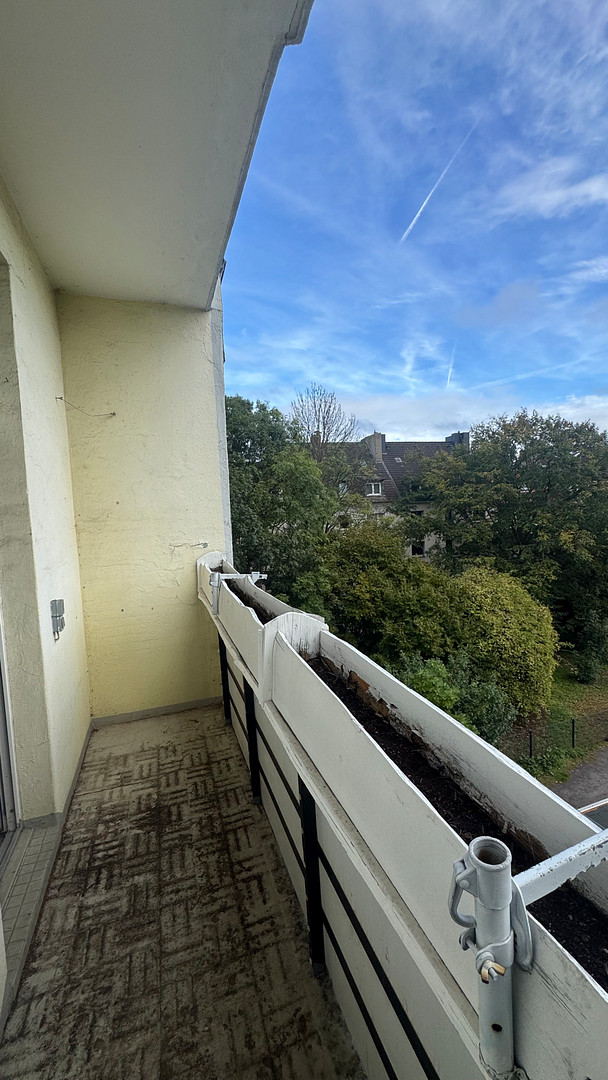 Große Innenstadtwohnung mit Balkon und Garten – Foto 10